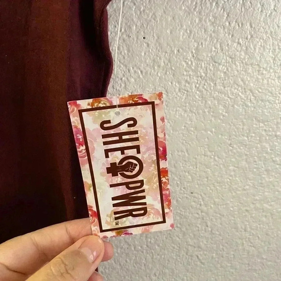 🆕Girl Power Strong Woman Pink Logo XL🆕 - Picture 6 of 8